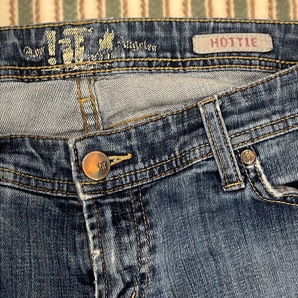 !IT Jeans Women’s Super Distressed Boot Cut Blue Denim Jeans - Picture 6 of 9